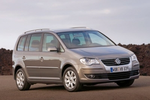 Фото поколения Touran Volkswagen 2 (2010-2015 г.в.)